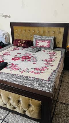 Double bed metress