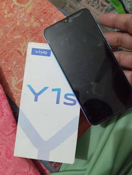 Vivo Y1s 2