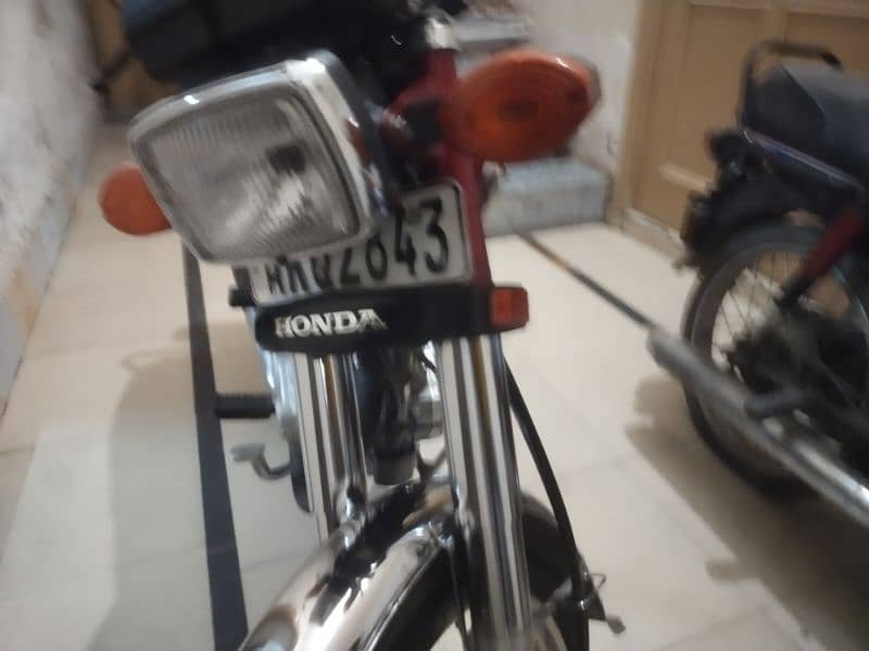 Honda 125 Rs 165000 2