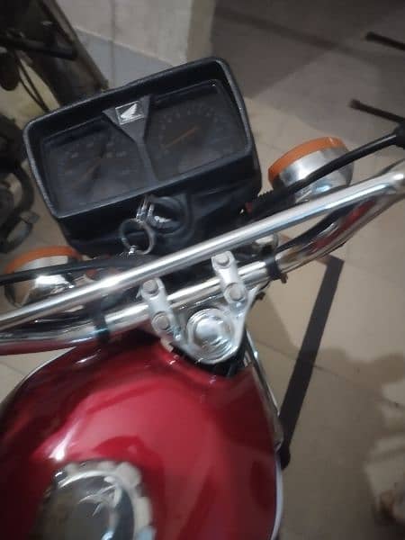 Honda 125 Rs 165000 6