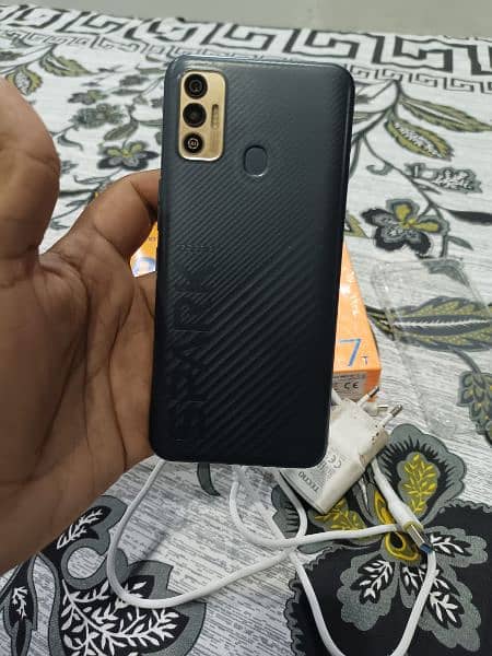 Tecno spark 7t  4/64 with box charger urgent sale 5