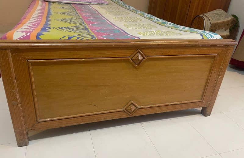 3.5×6.5 size single wooden bed for sale 1