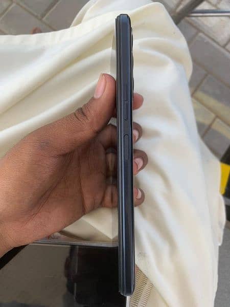 tecno camon 18t 3