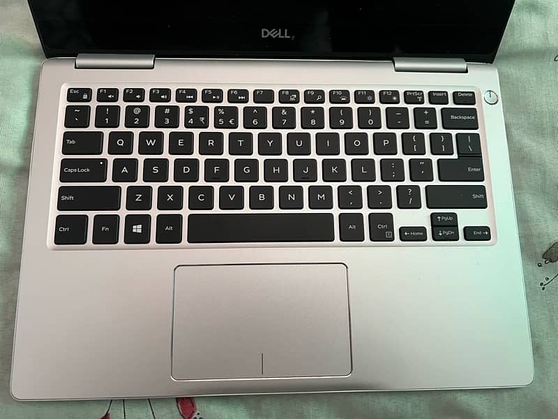 DELL INSPIRON 7370 1