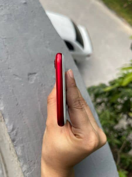 Iphone 7 Red 4