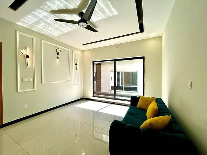 10 Marla corner designer house for sale in phase 8 Bahria Town Rawalpindi 3