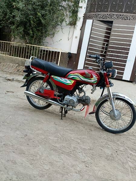 Honda CD 70 motorcycle 2023 model 1