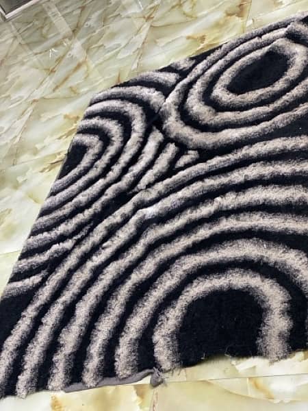 used imported carpet size 5 by 7 urgent sale 0