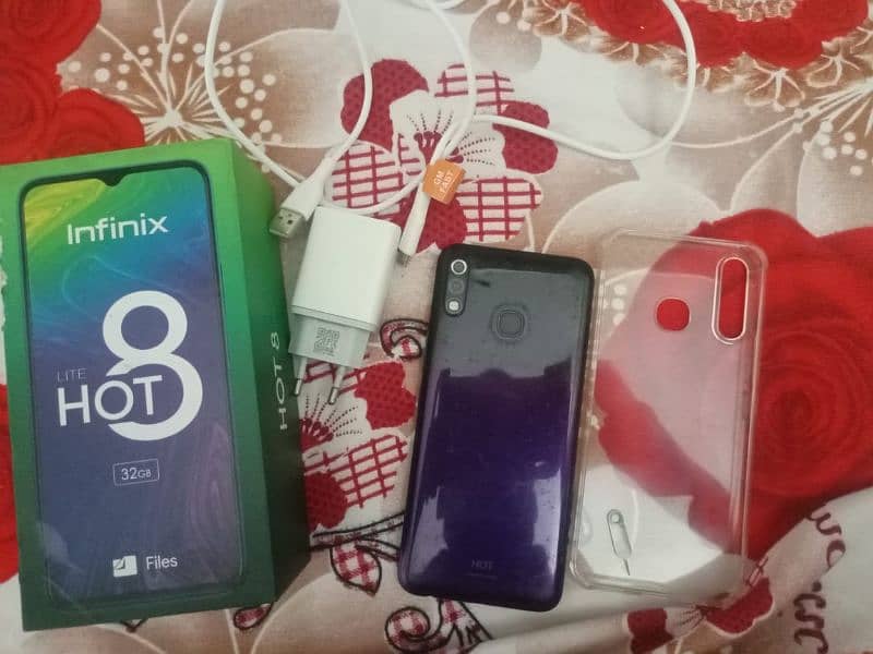 Infinix Hot 8 Lite Full Box 3