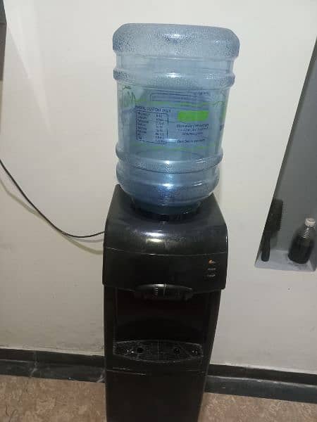 water dispenser  03218883091 what's app 0