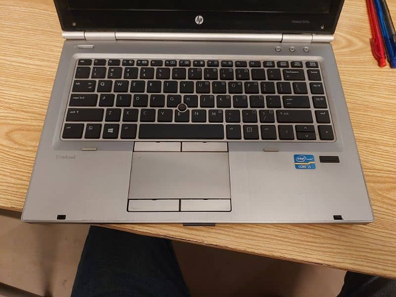 Hp Elite book 8470p 5