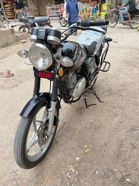 Suzuki gs 150 1