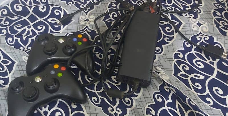 urgent sale Xbox 360 2