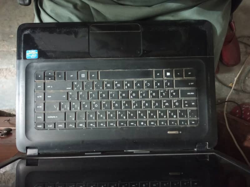 compaq CQ58 laptop 4