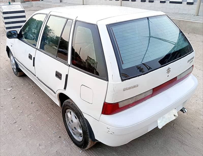 Suzuki Cultus VXR  (AC Chilled) 9