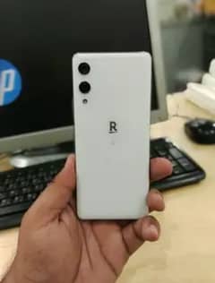 Rakuten Hand 4G 4 64