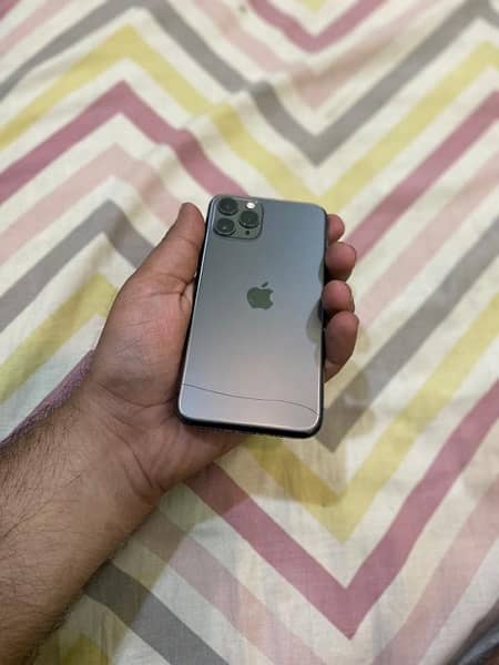 iPhone 11Pro(64gb)(Factory Unlock)(WithBox)(Rasonable Price) 2