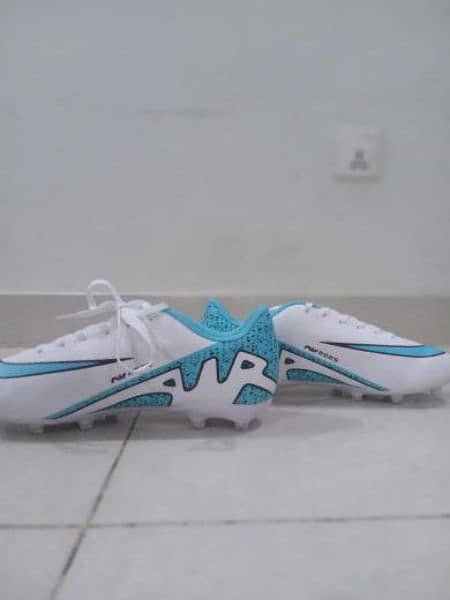 Nike football cleats limited URGENT SALE 2