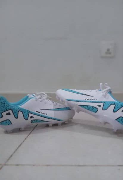 Nike football cleats limited URGENT SALE 3