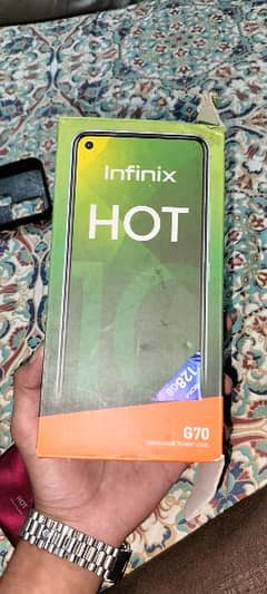 infinix hot 10 128/4 front pey protector laga howa hai 0