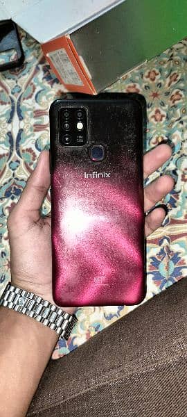 infinix hot 10 128/4 front pey protector laga howa hai 7