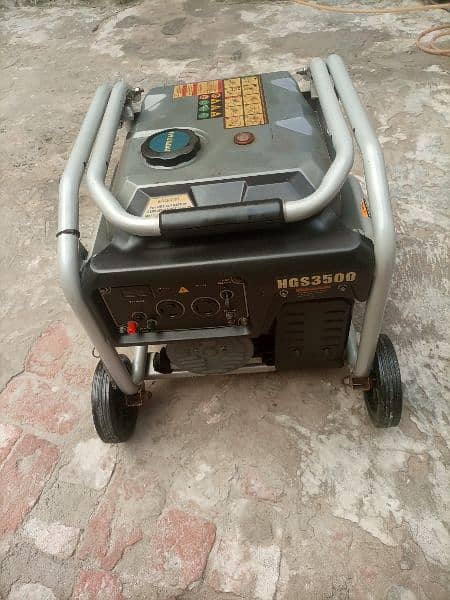 good condition generator Hyundai 3,5 kva 4