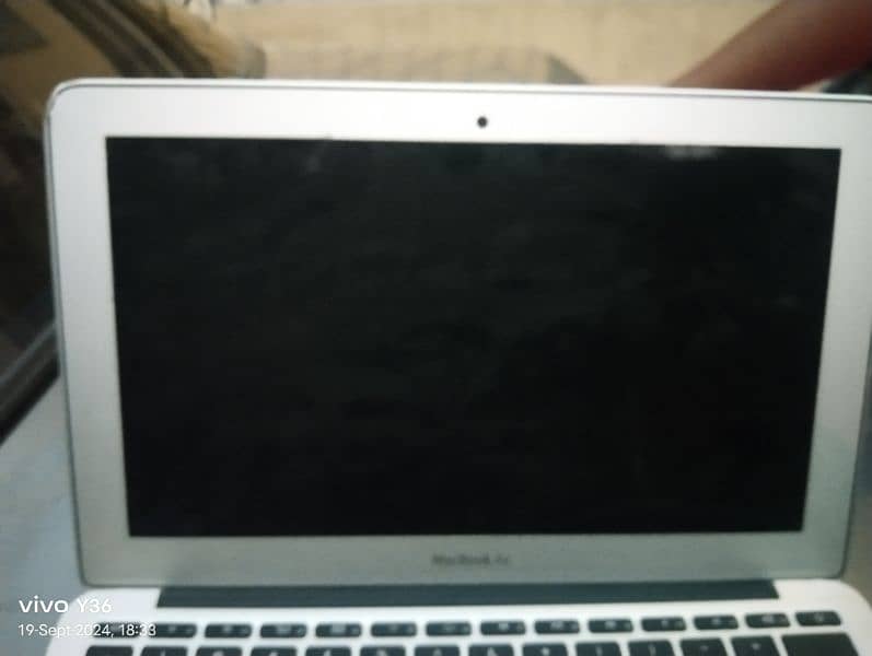 apple MacBook Air 11