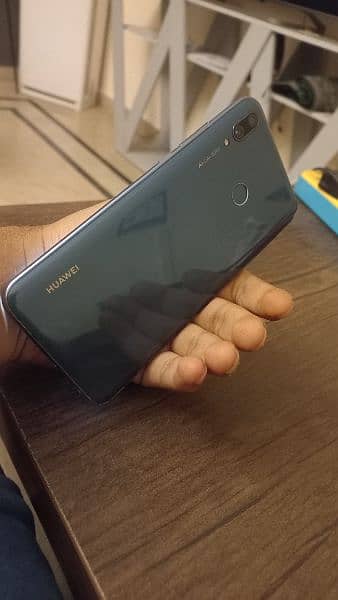 Huawei Y9 2019 1