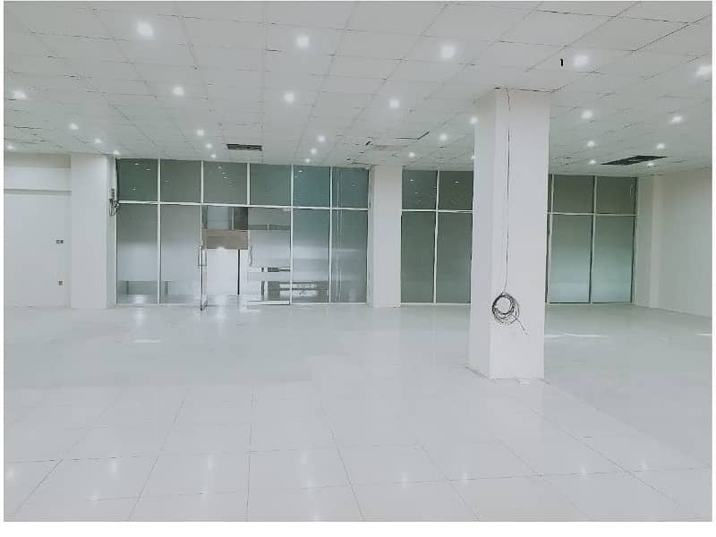 Area 3000 Square Feet Office Available For Rent Very Low Rent With Real Pictures Main Boulevard Road Gulberg 3 Lahore 3