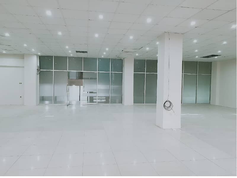 Area 3000 Square Feet Office Available For Rent Very Low Rent With Real Pictures Main Boulevard Road Gulberg 3 Lahore 7