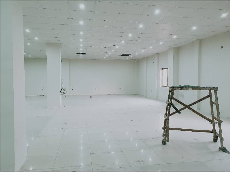 Area 3000 Square Feet Office Available For Rent Very Low Rent With Real Pictures Main Boulevard Road Gulberg 3 Lahore 12