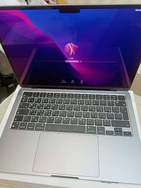 MACBOOK AIR M2 CHIP 2022 WITH FULL BOX FOR SALE 2