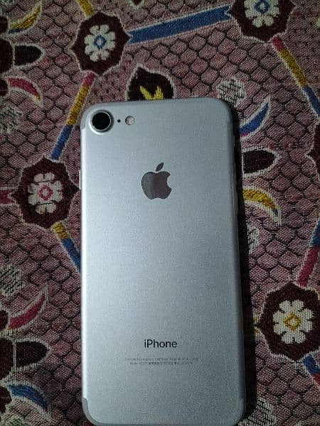 iPhone 7 128 gb 1