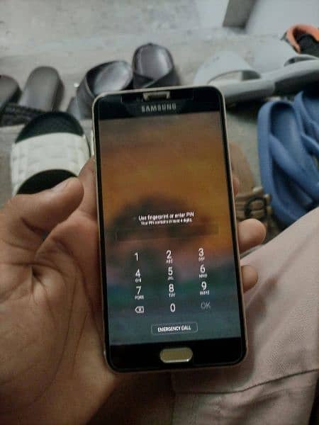 Samsung Galaxy c5 4/32 gb 1