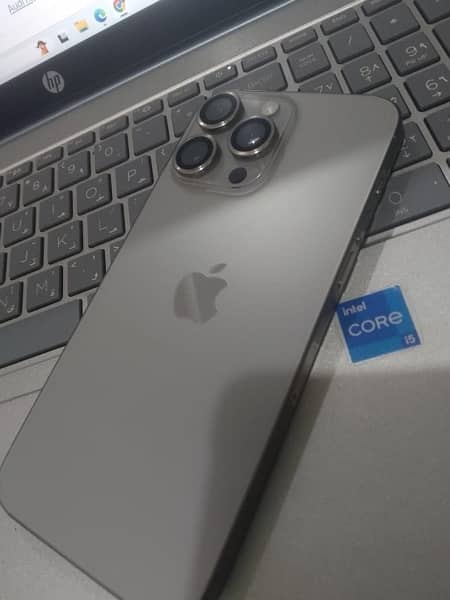 iPhone 15 Pro Max 256 Gb Natuaral Titanium Non PTA 0