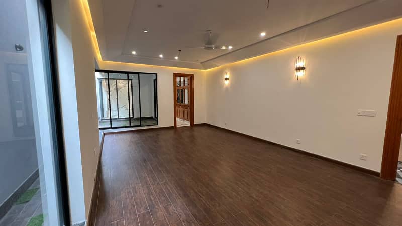 Luxury 1 Kanal House Available For Sale In Dha Phase 6 Block B 2