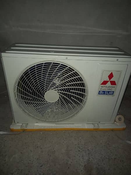 Mitsuibishi Brand New 1.5 Ton DC Inverter Heat and Cool 3