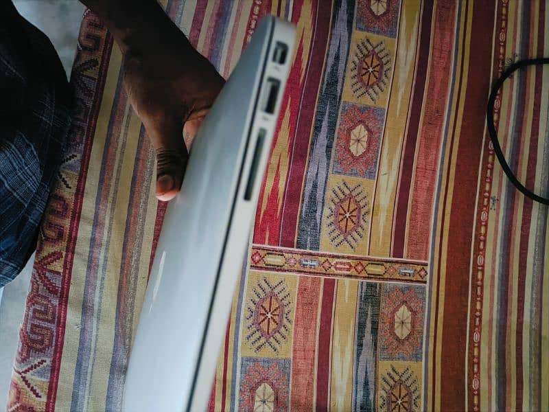 MacBook air 2017 9