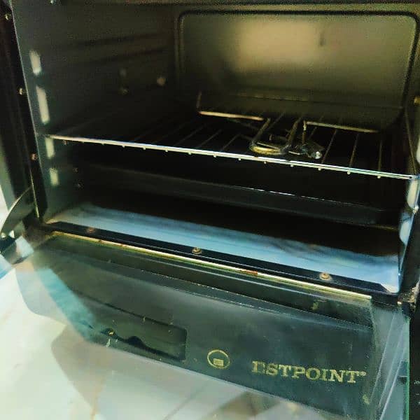 West Point 3-in-1 Oven, Toaster, Pizza Cooker (Barely Used) 1