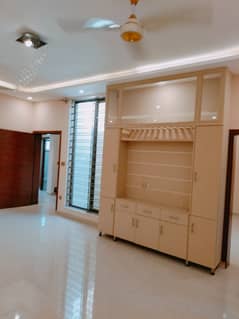 8 Marla upper portion available for rent in bahria enclave 0