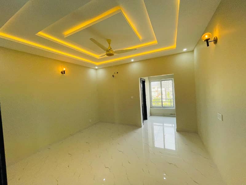 Brand New 10 Marla House For Rent In Top City 6