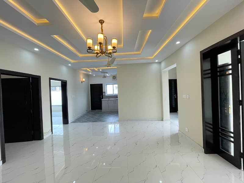 Brand New 10 Marla House For Rent In Top City 7