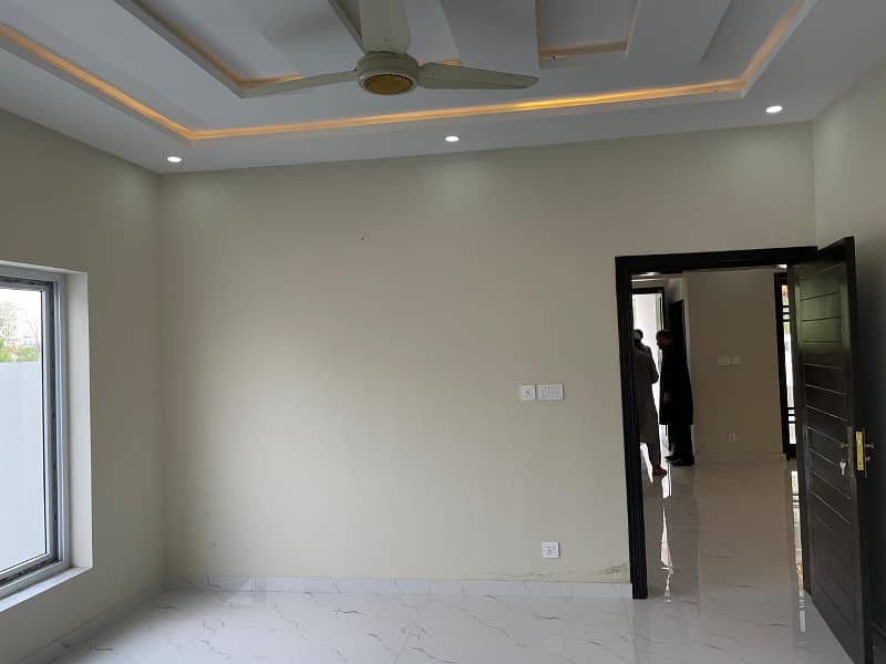 Brand New 10 Marla House For Rent In Top City 18