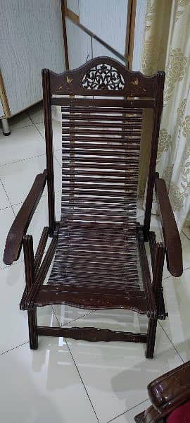 Wooden Relaxing Chair 1