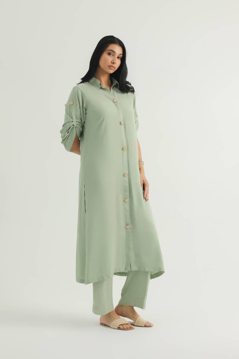 Chanaar -Arabic Linen Classic collared Long shirts for women 1