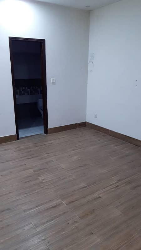 5 MARLA UPPER PORTION AVAILABLE FOR RENT IN MUHAFIZ TOWN PHASE 2 0