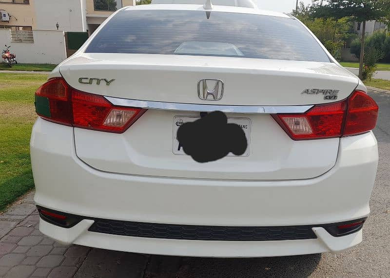 Honda City 1.5 Aspire full option 3