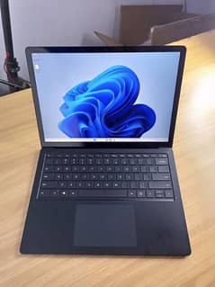 Surface Laptop 3 | i5-10th Gen | 8/256GB | 13.5" 2k Touch Screen