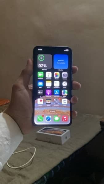 iPhone XS Max Factory Unlocked with Box all okay 03056896805 6