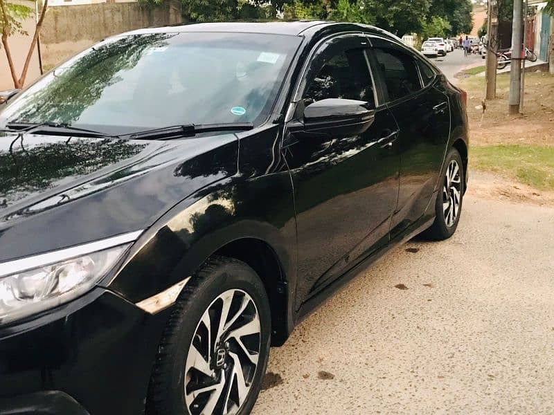 Honda Civic Oriel 2017 11